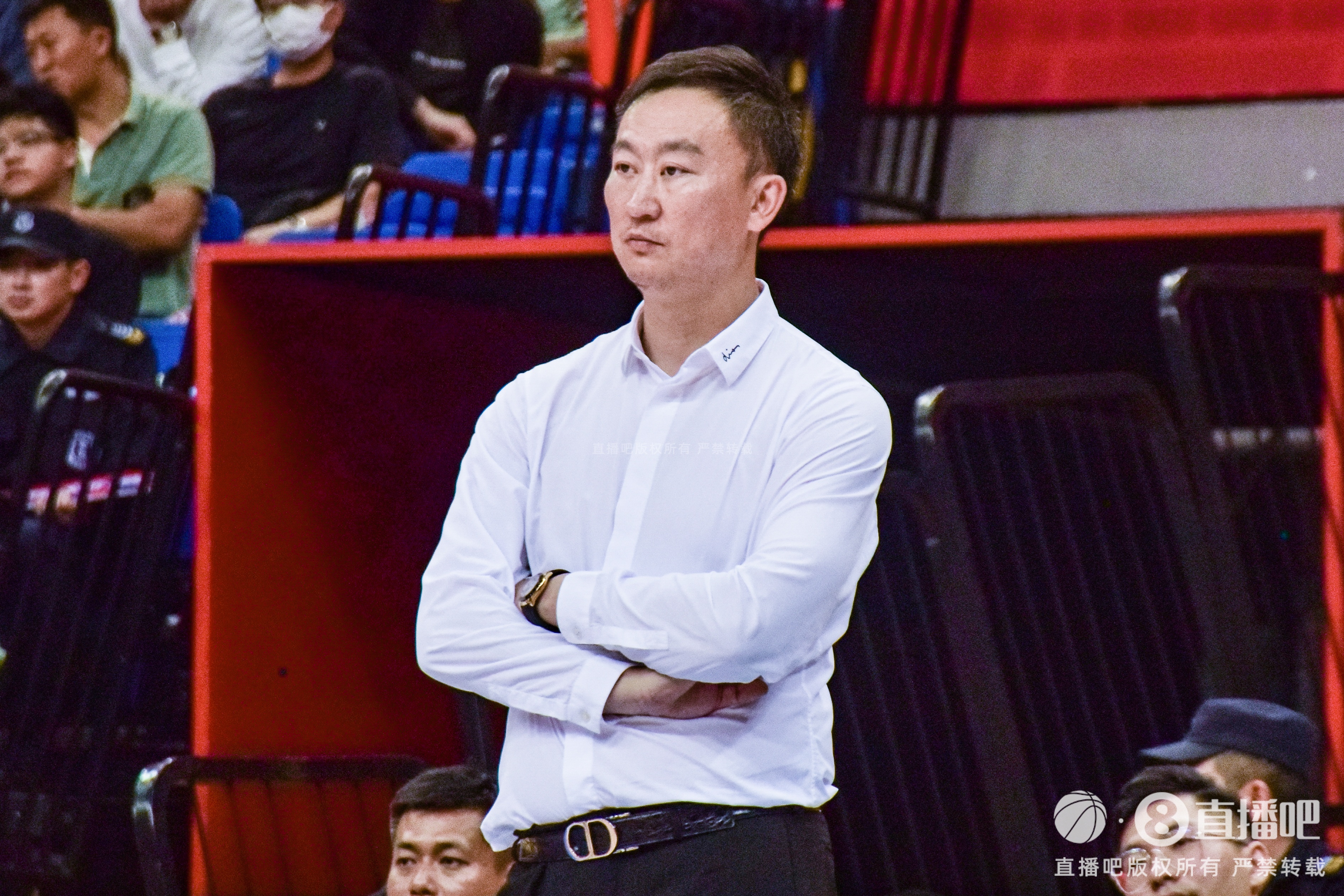 真人百家乐游戏登录入口-刘维伟：引进泰肖恩·克劳福德对队伍的轮转有帮助 他还在磨合中