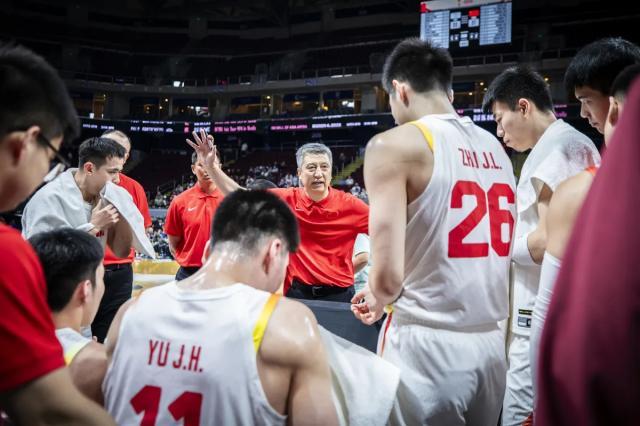 网上百家乐官网-【观察】中国男篮用最血性的方式撕开黎明前的黑暗