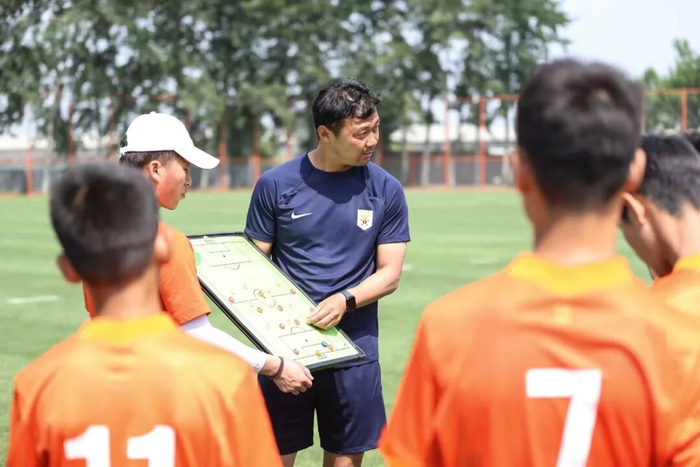 网上百家乐-专访汪强：扎根基层非终点，而是新起点|足球|国脚|山东泰山|中国足协|青训_新浪体育_新浪新闻